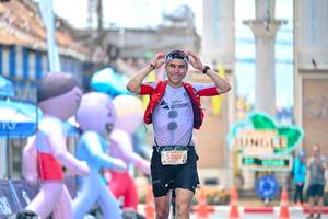 BIB: 5004
                            <button type="button" onclick="openModal(24882752)" class="btn btn-primary btn-sm float-right btn-popup" data-toggle="modal" data-target=".modal-high-quality">
                        <i class="fas fa-shopping-cart"></i> Add to Cart
                    </button>
                                            <button type="button" onclick="isThisMe(24882752, true)" class="btn btn-success btn-sm float-right btn-popup btn-isme hidden" data-toggle="tooltip" data-placement="bottom" title="นี่คือรูปของคุณใช่ไหม คลิกที่นี่เพื่อเอาเข้าอัลบั้ม">
                        <i class="fas fa-plus"></i> Add to album
                    </button>
                    <button type="button" onclick="isThisMe(24882752, false)" class="btn btn-warning btn-sm float-right btn-popup btn-isnotme hidden">
                        <i class="fas fa-ban"></i> Remove from album
                    </button>